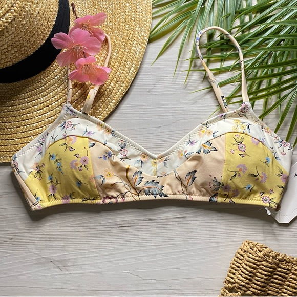 Billabong 🌸 Ditsy Floral Bralette Bikini Top ☀️💕🌴